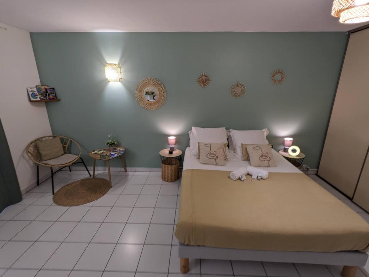 Topaze Pei Bellepierre Proximite Immediate Chu, Inspe 생드니 외부 사진